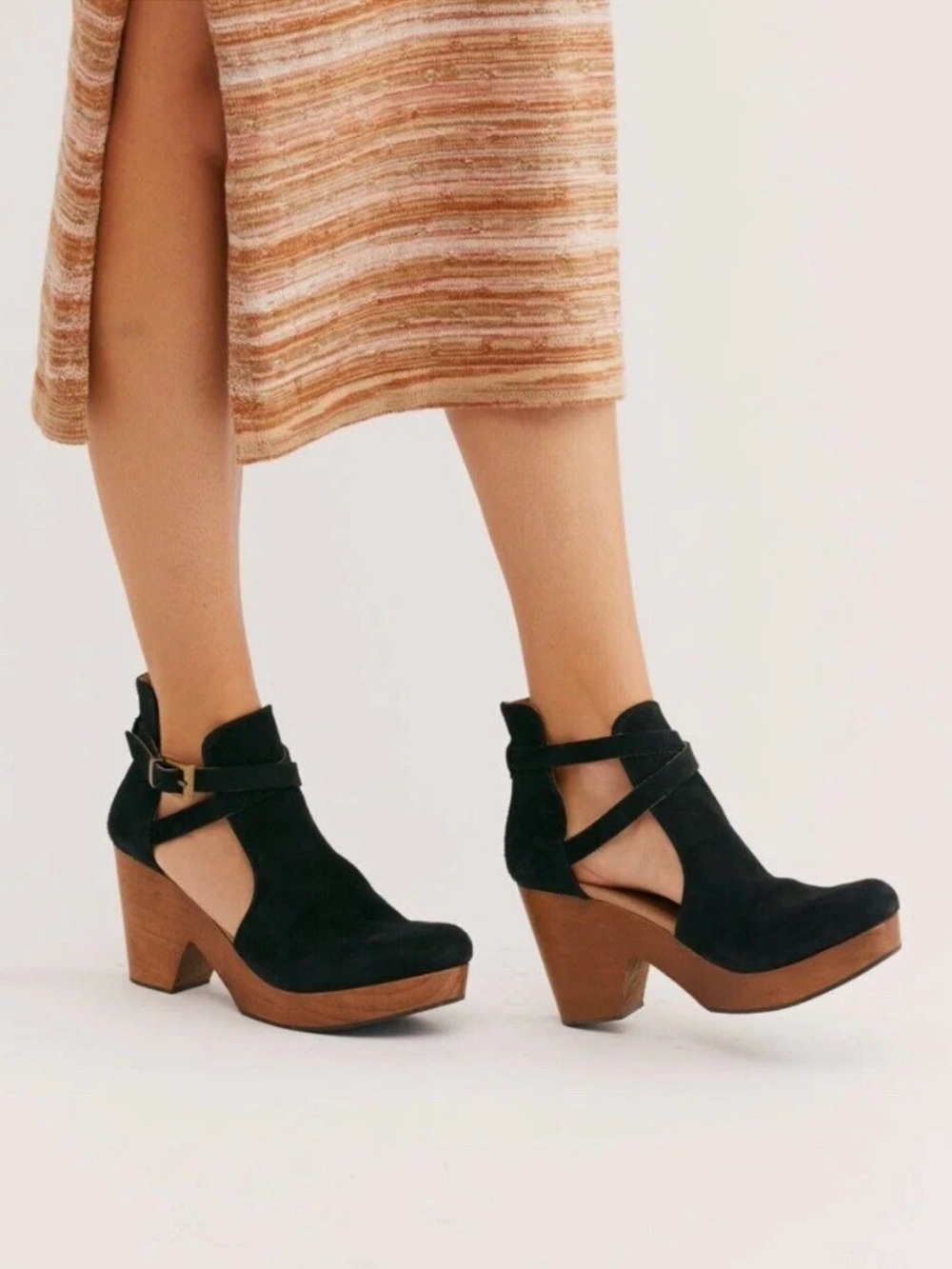 Free People Cedar Clog Black Suede Wood Heel Platform Bootie Size EU 39 NWOB